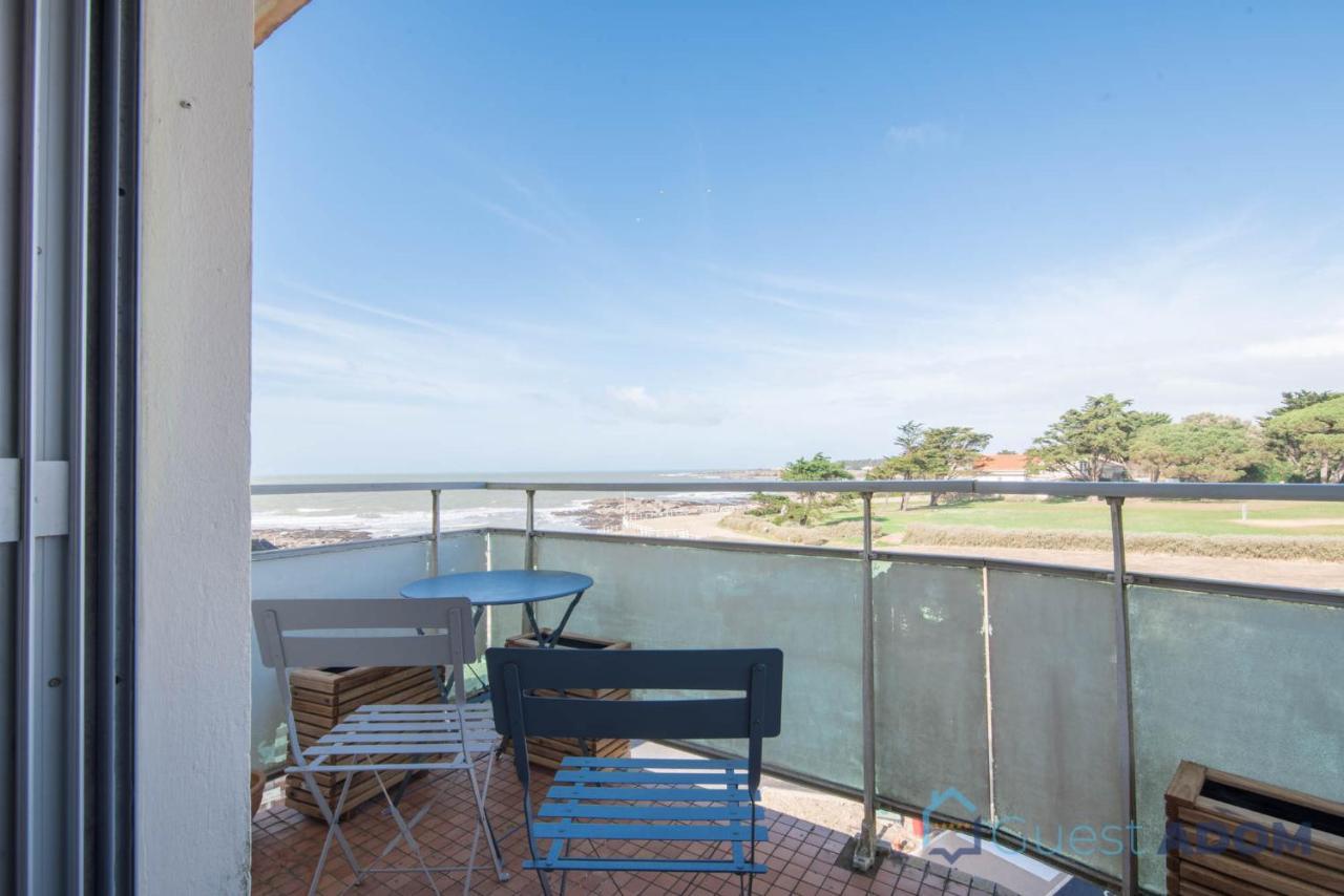 Studio Les Pieds Dans L'Eau Bord De Mer Prefailles Exterior photo